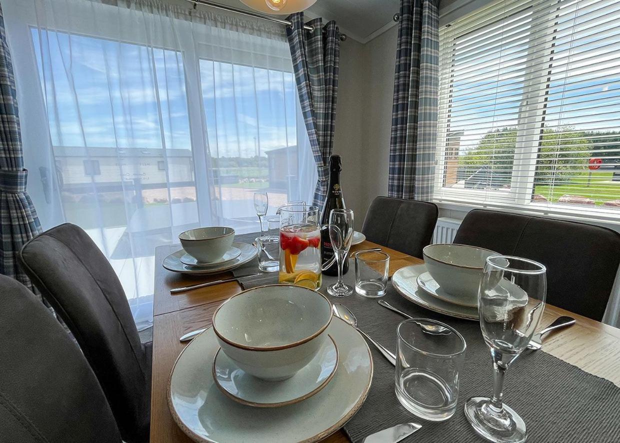 Hotel Westlands Country Park Annan Exteriér fotografie